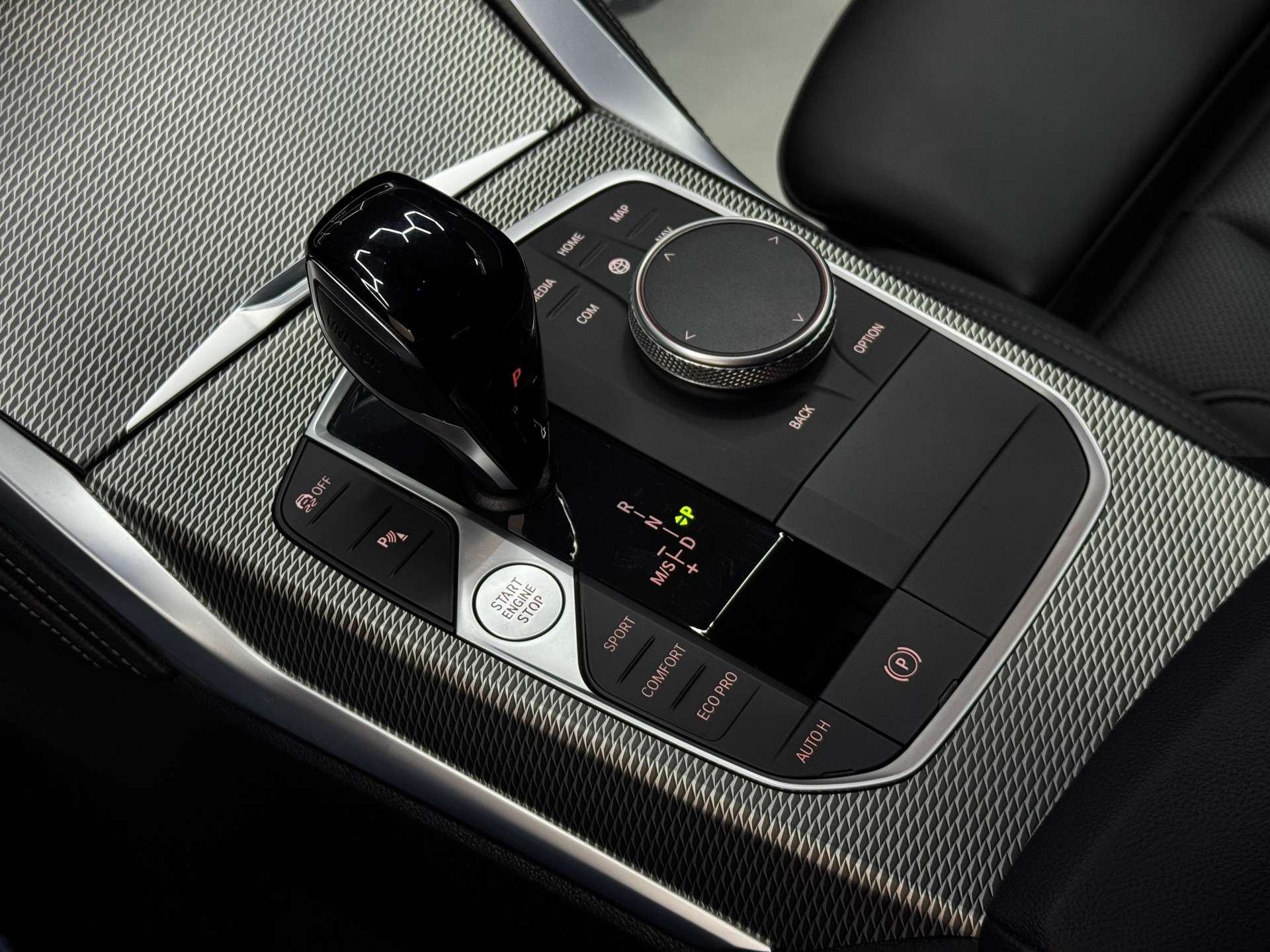 BMW 420d xDrive SAG Gran Coupé *ab CHF 279.-/ Monat*-image-17