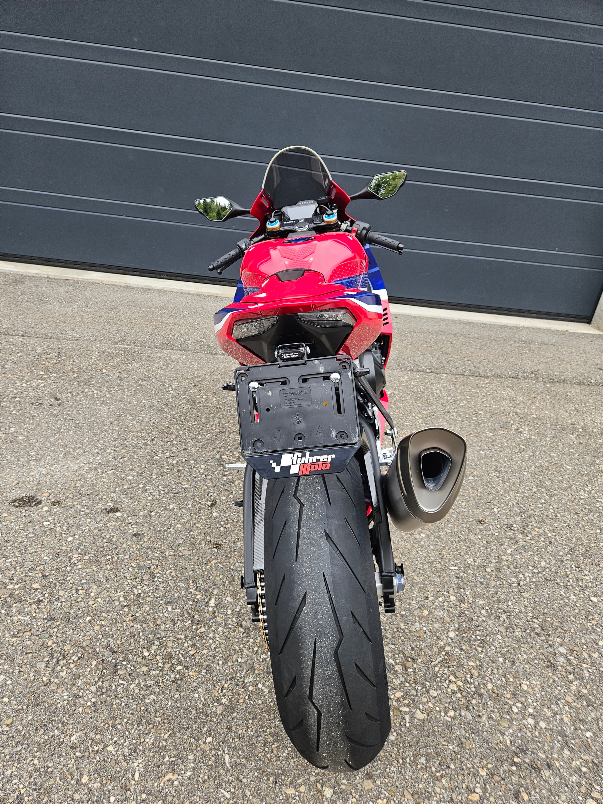 HONDA CBR 1000 RR-R Fireblade SP-image-9