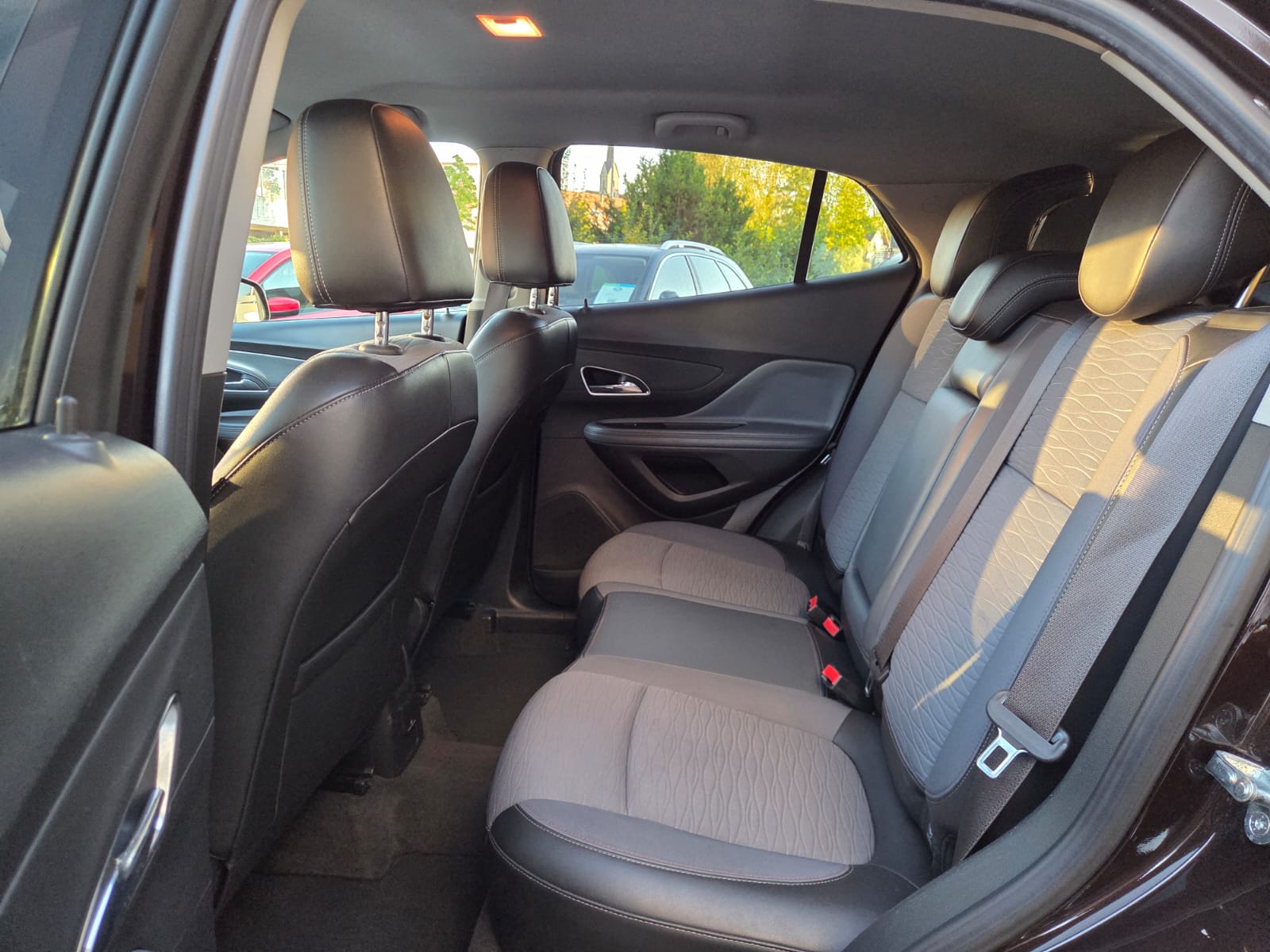 OPEL Mokka 1.6 CDTi Cosmo 4WD-image-12