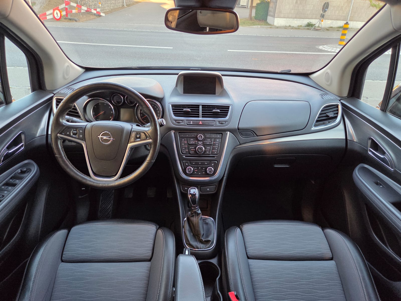 OPEL Mokka 1.6 CDTi Cosmo 4WD-image-11