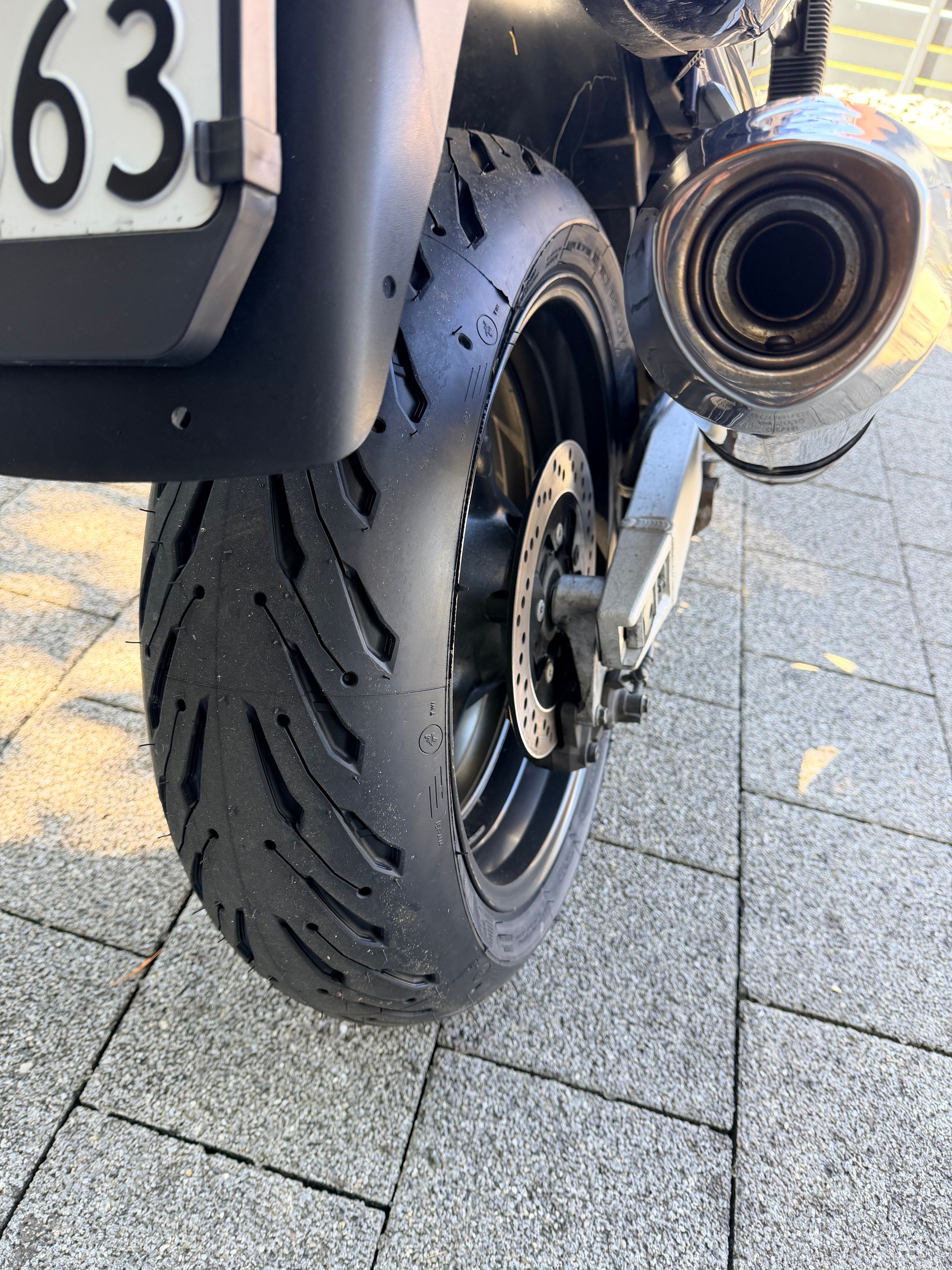 SUZUKI GSF 1200-image-3