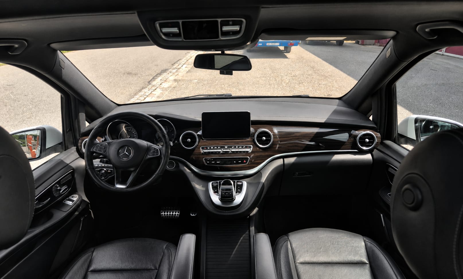 MERCEDES-BENZ V 250 d Avantgarde lang 4Matic 7G-Tronic-image-6