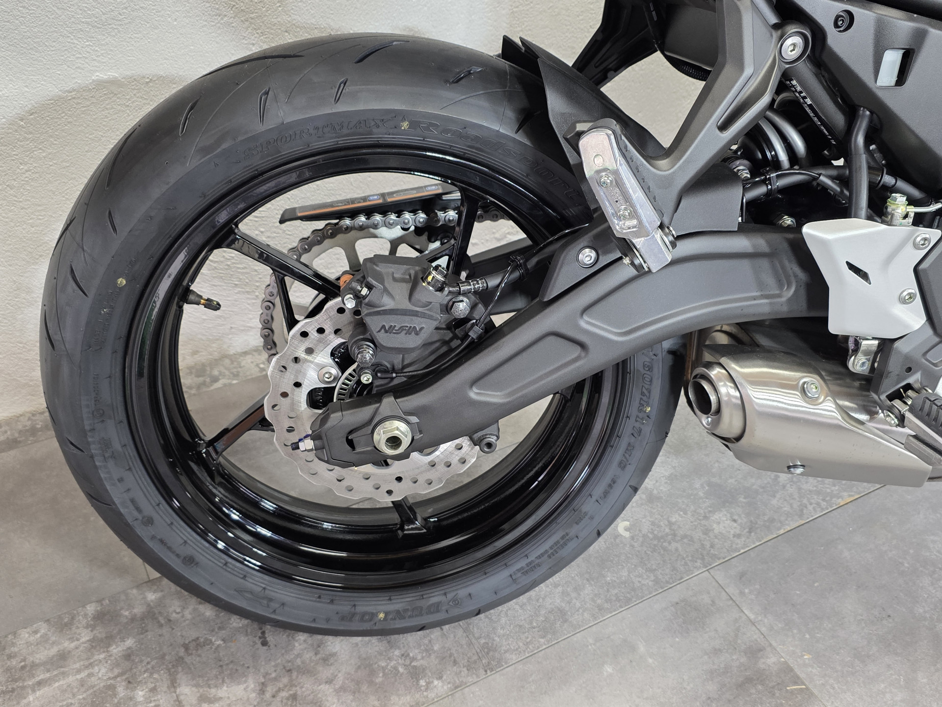 KAWASAKI Ninja 650-image-6