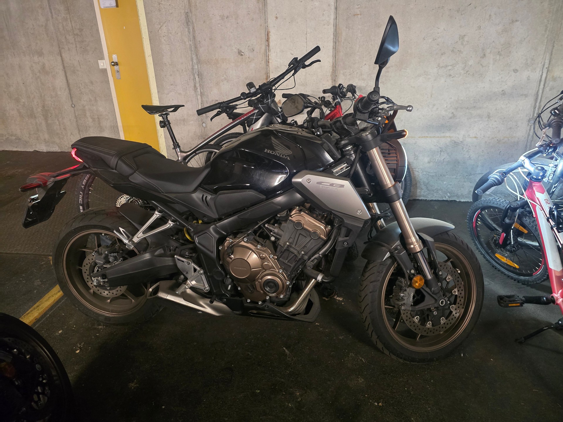 HONDA CB 650 R ABS-image-0