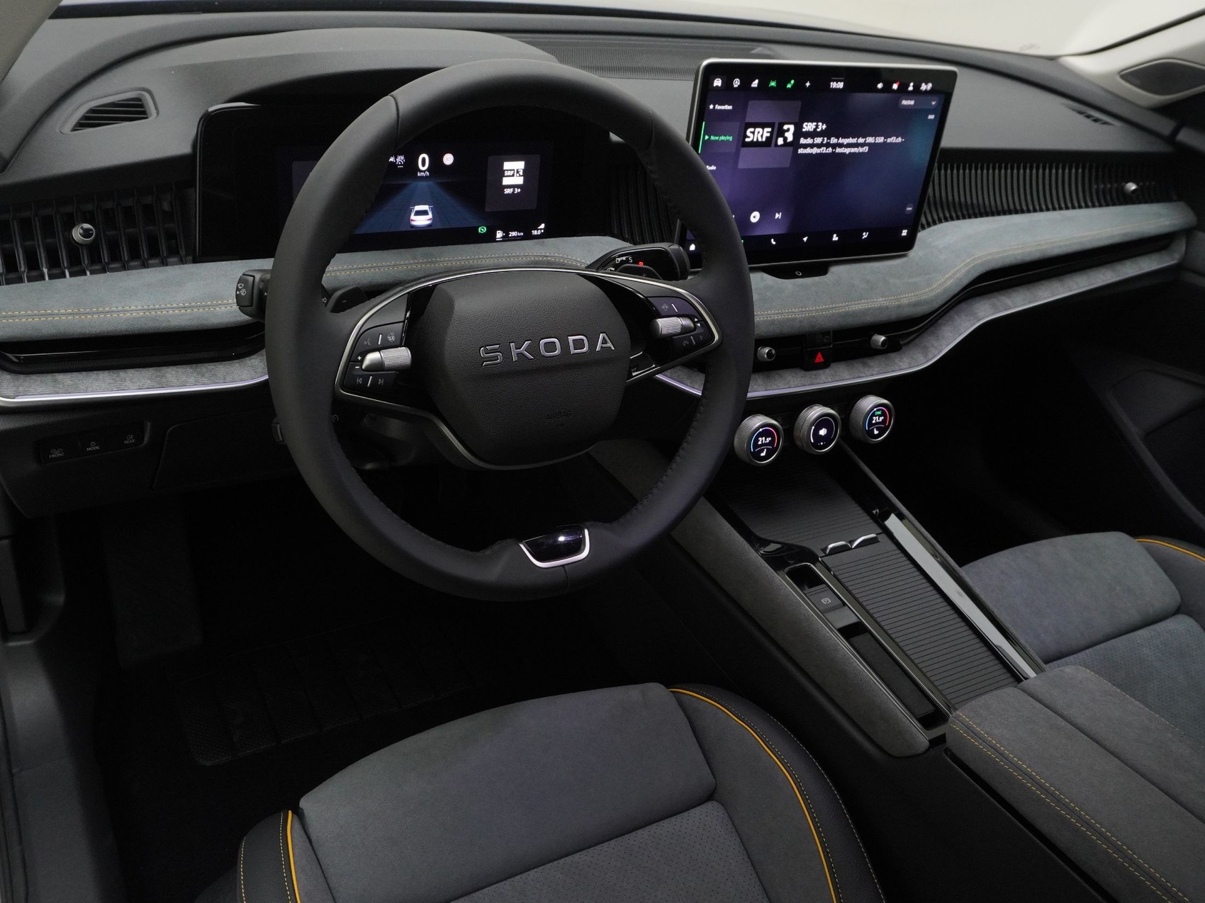 SKODA Superb Limousine 2.0 TSI Selection-Lounge 4x4 DSG-image-7