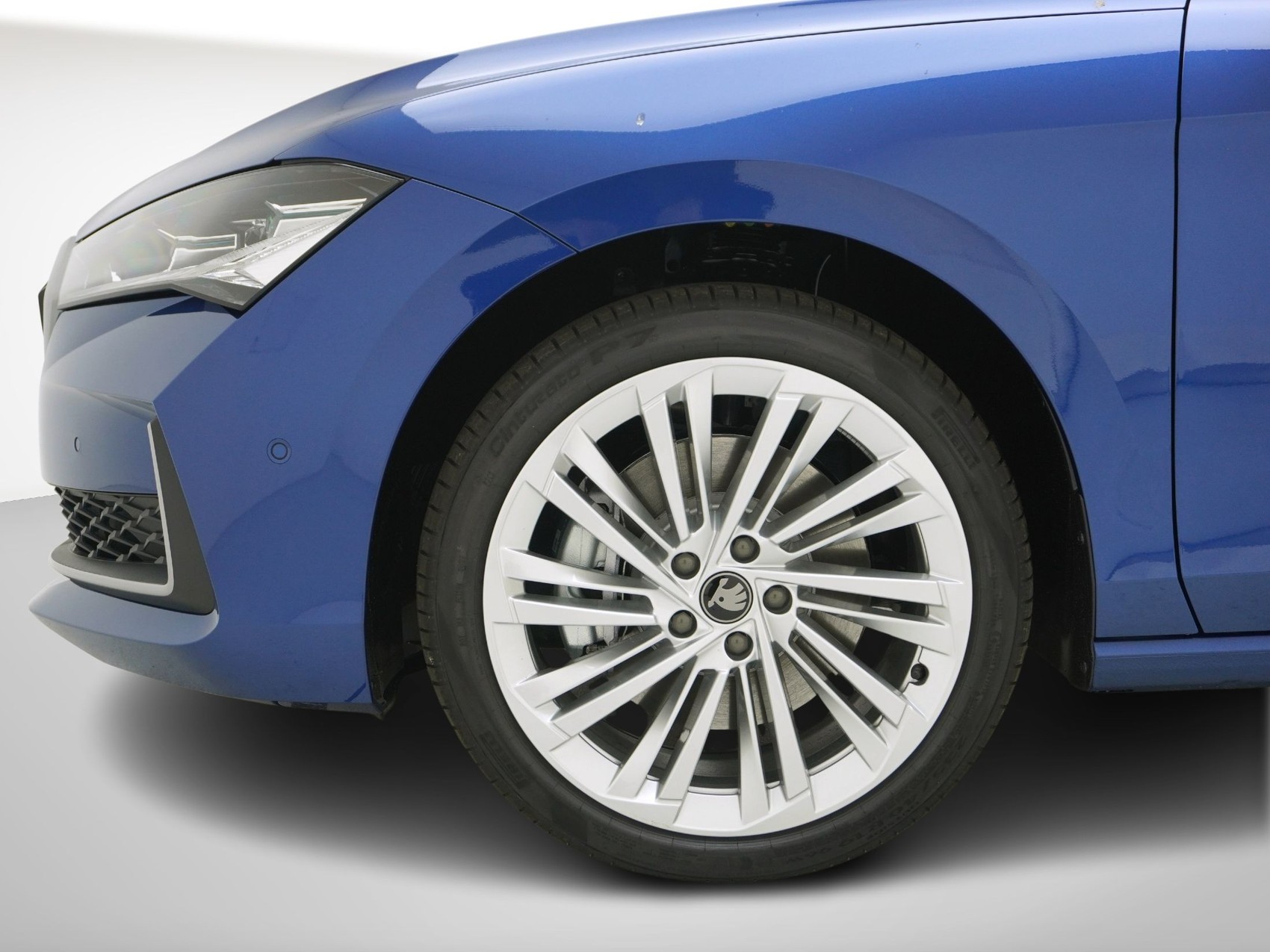 SKODA Superb Limousine 2.0 TSI Selection-Lounge 4x4 DSG-image-6
