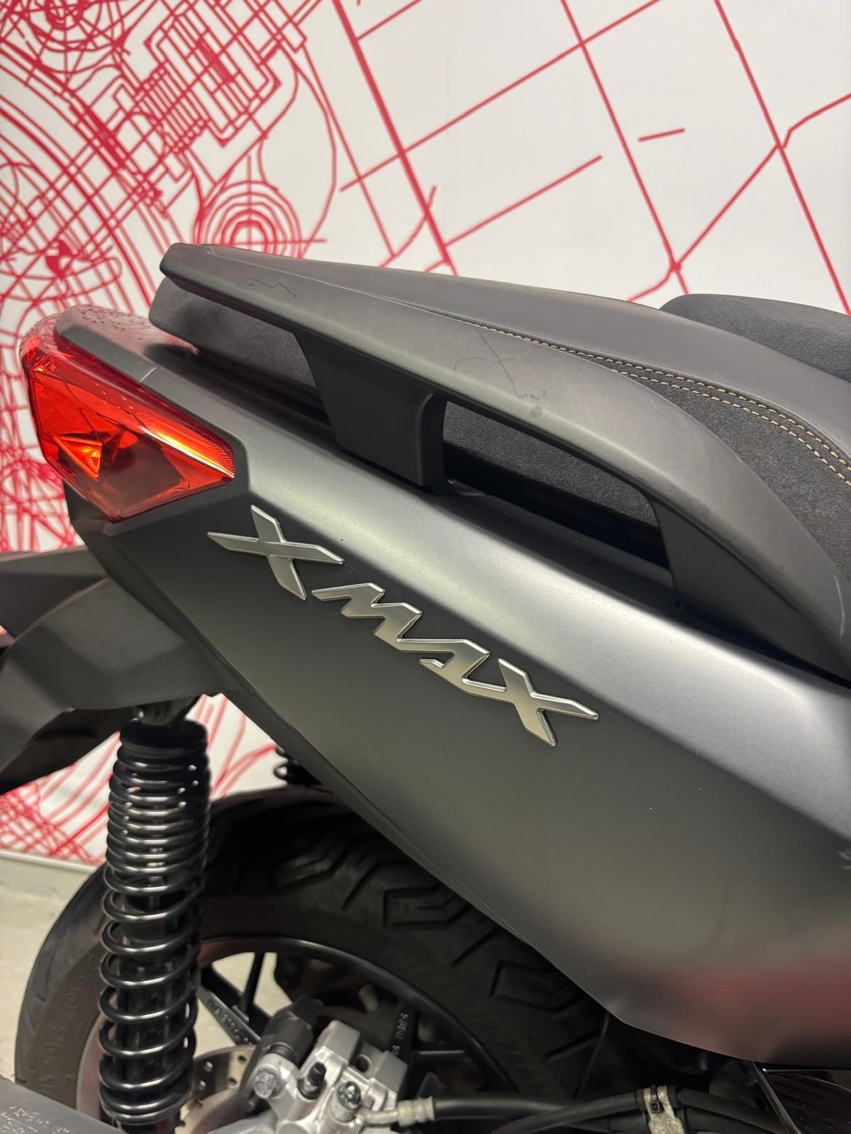 YAMAHA X-Max YP 250 R Iron Max ABS-image-5