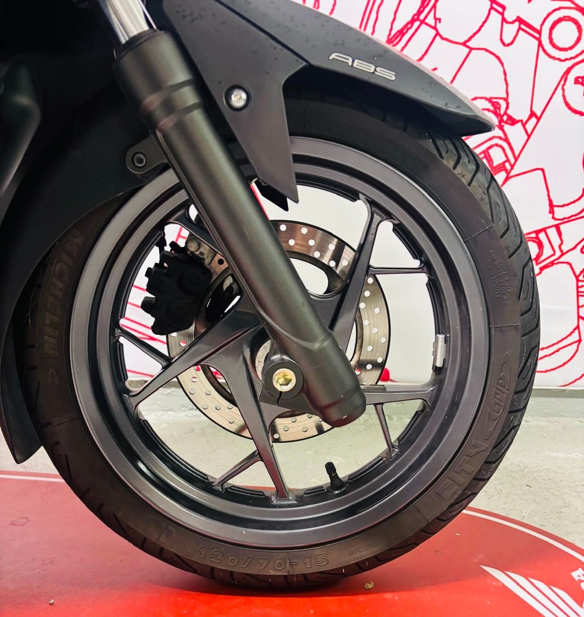 YAMAHA X-Max YP 250 R Iron Max ABS-image-9
