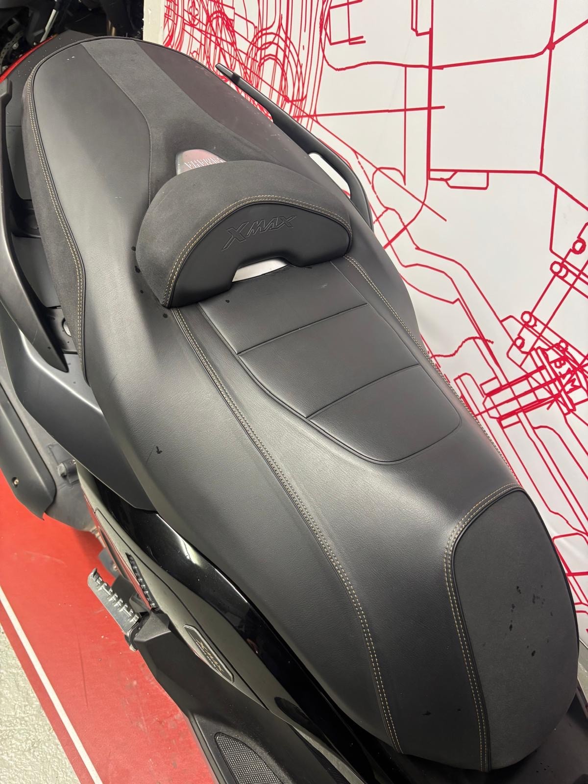YAMAHA X-Max YP 250 R Iron Max ABS-image-7