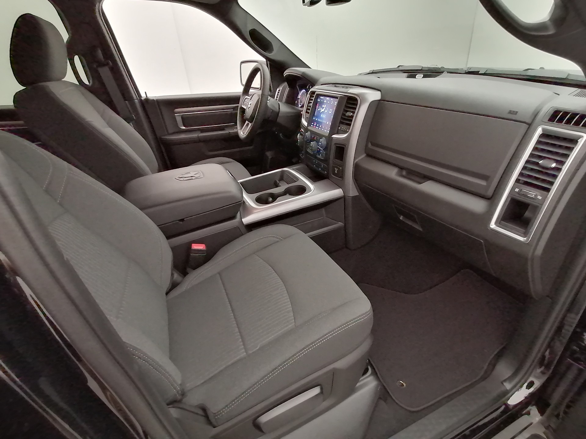 DODGE Ram 1500 5.7 V8 Warlock Crew Cab 10.5T-image-11
