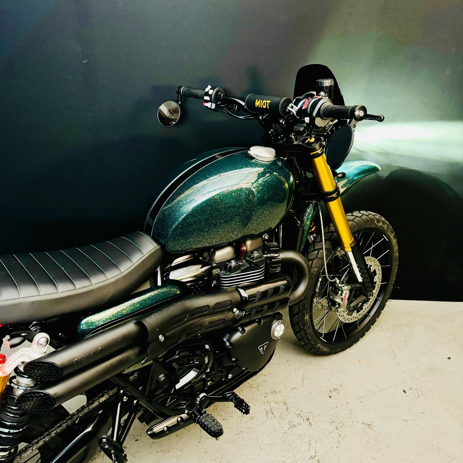 TRIUMPH Scrambler 1200 XE Special Edition-image-3