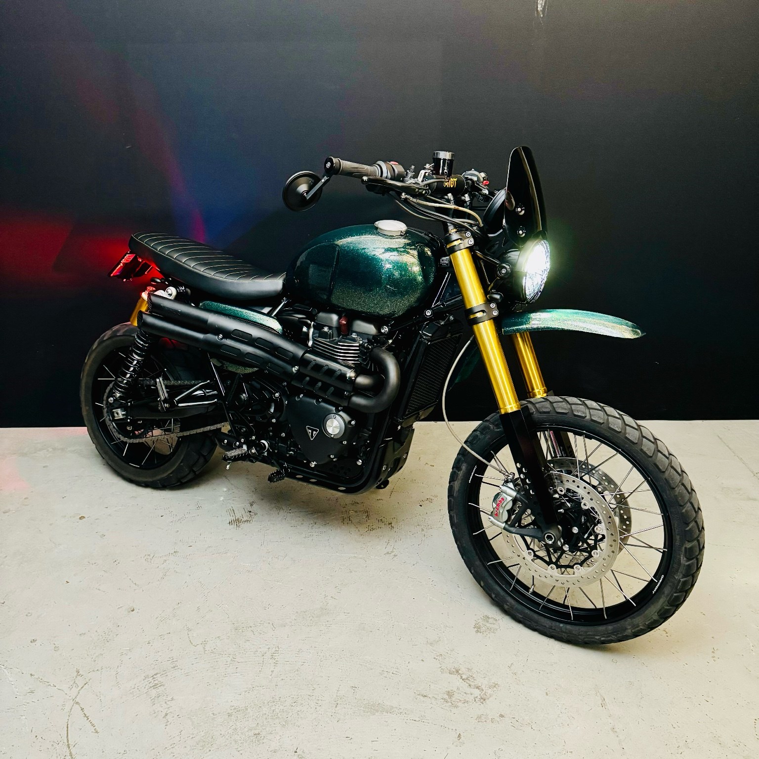 TRIUMPH Scrambler 1200 XE Special Edition-image-4