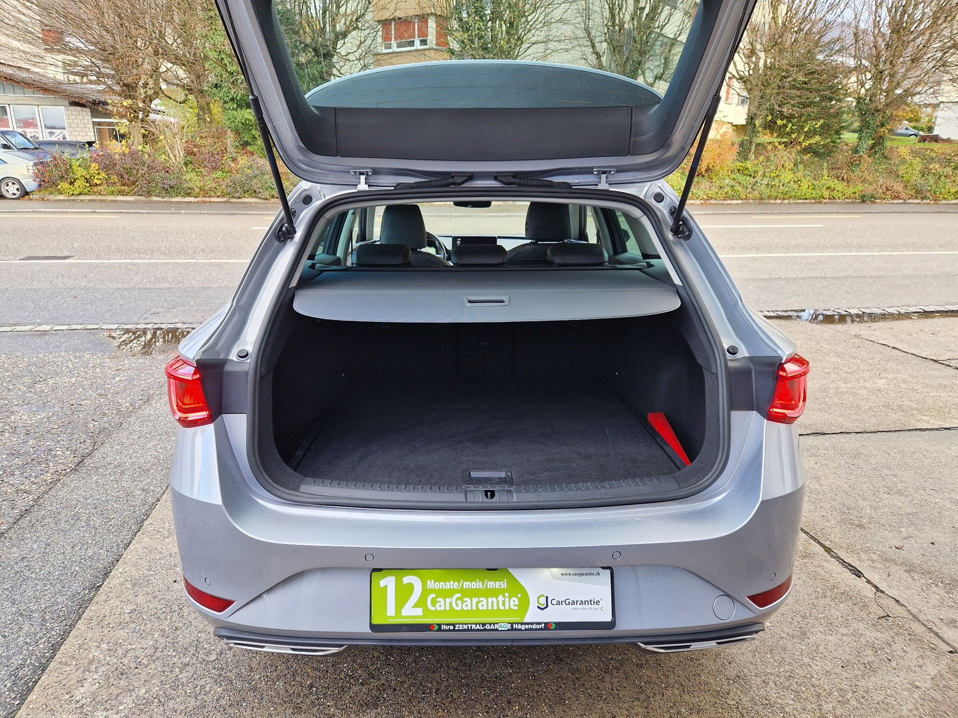 SEAT Leon ST 1.5 eTSI mHEV DSG FR-image-14