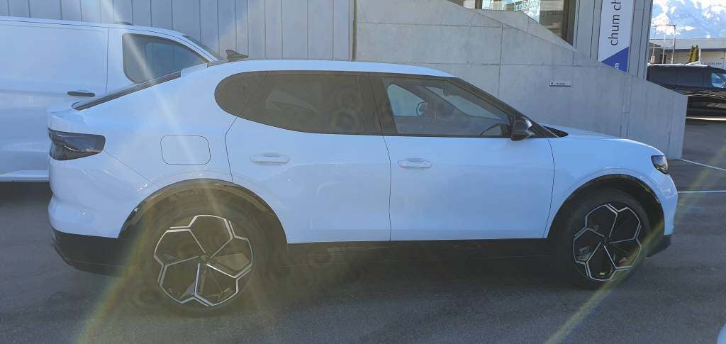 FORD Capri Extended Range Premium AWD-image-4