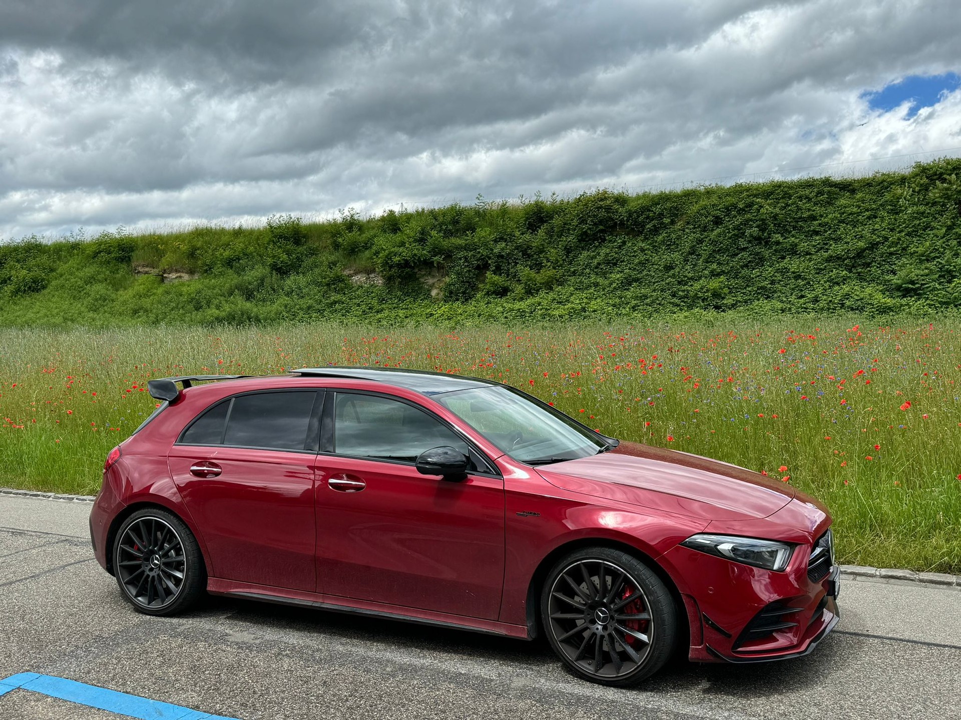 MERCEDES-BENZ A 35 AMG 4Matic Speedshift *leasing möglich*