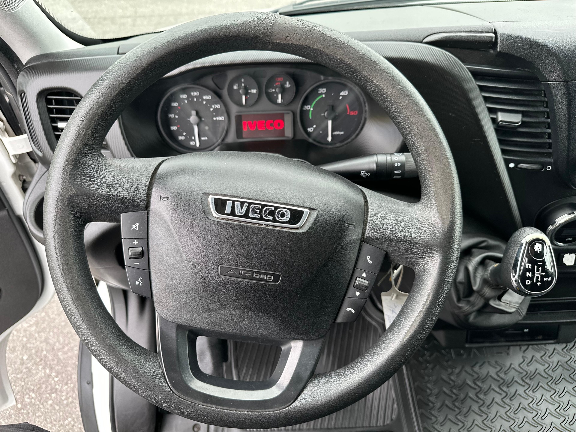 IVECO 35 S 17 V-image-25