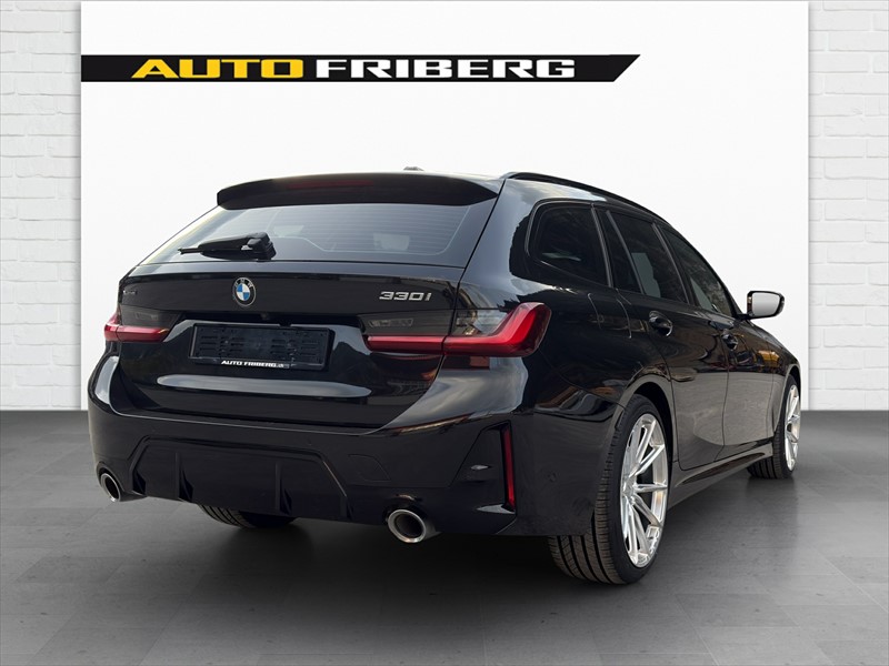 BMW 330i Touring M Sport xDrive 245PS Steptronic-Autom-image-3