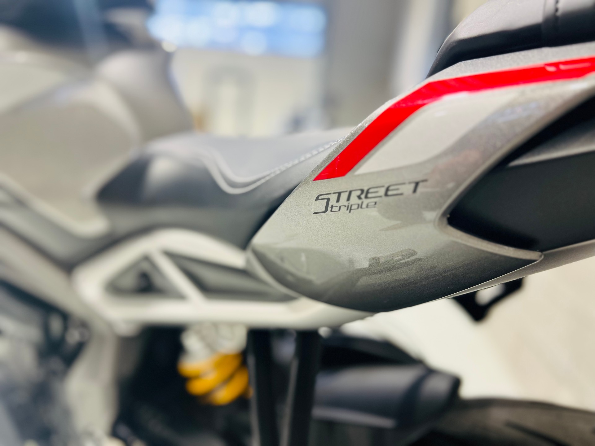 TRIUMPH Street Triple RS 765 ABS-image-11