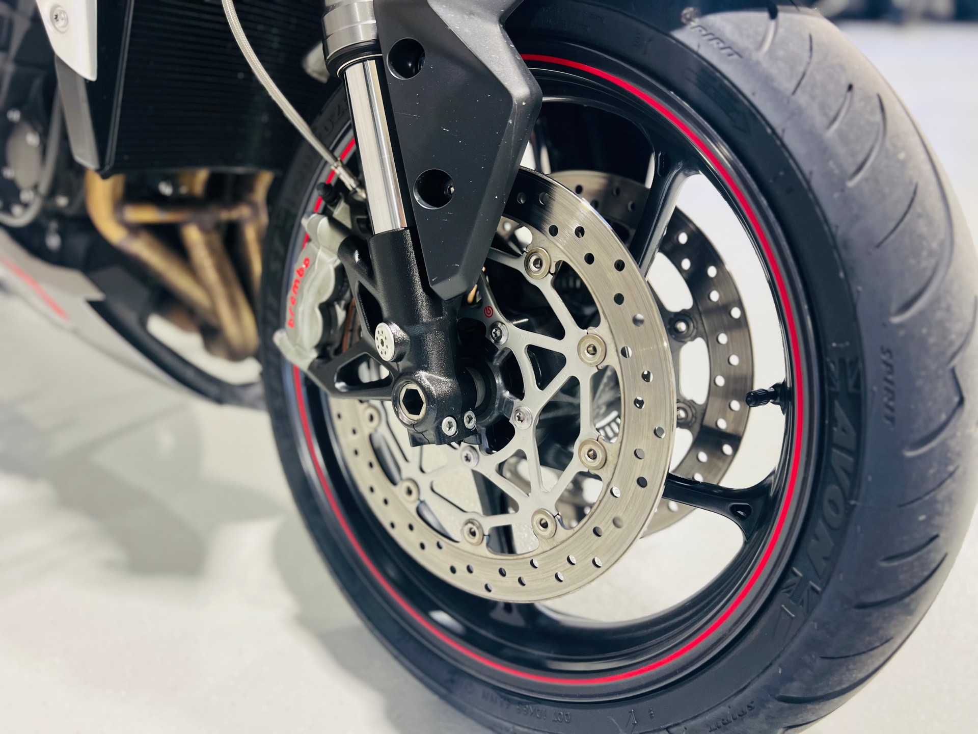 TRIUMPH Street Triple RS 765 ABS-image-12