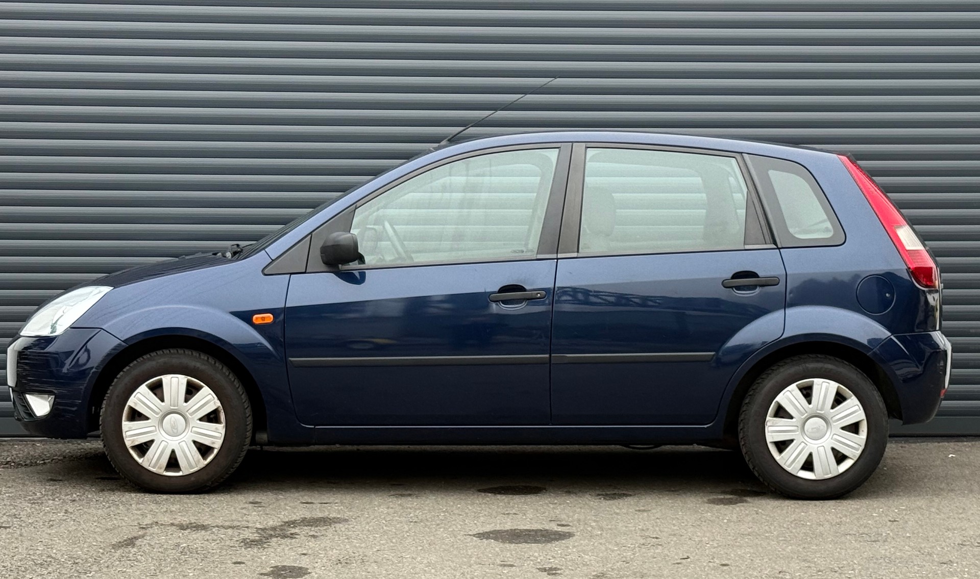 FORD Fiesta 1.4 16V Trend-image-7