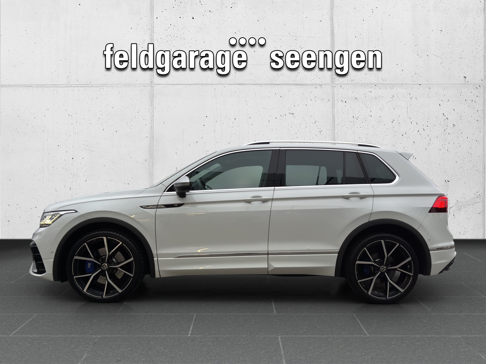 VW Tiguan 2.0TSI R 4Motion DSG mit AHK-showroom-element-1