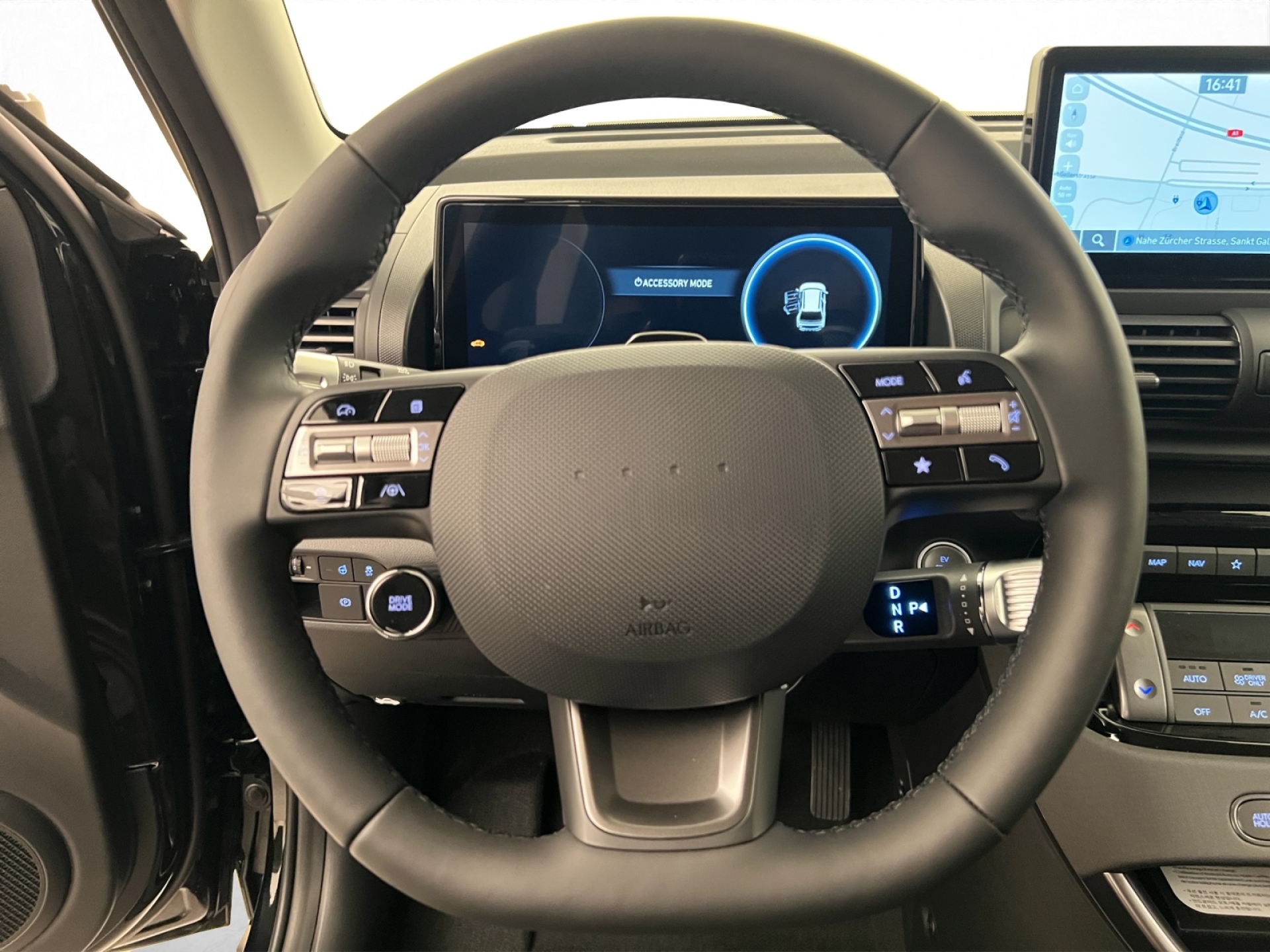 HYUNDAI Inster Electric Amplia-image-4