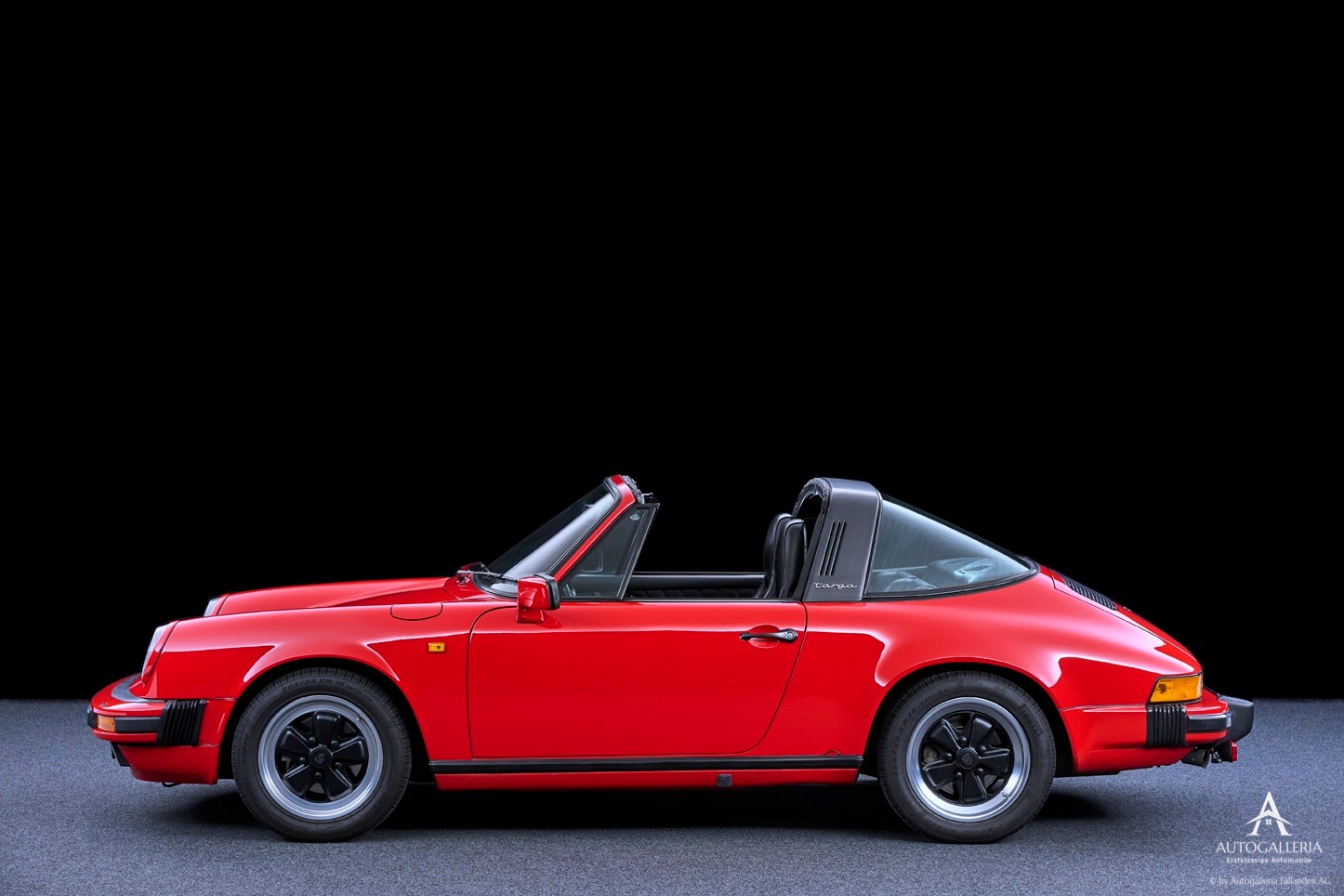 PORSCHE 911 Carrera Targa-image-2