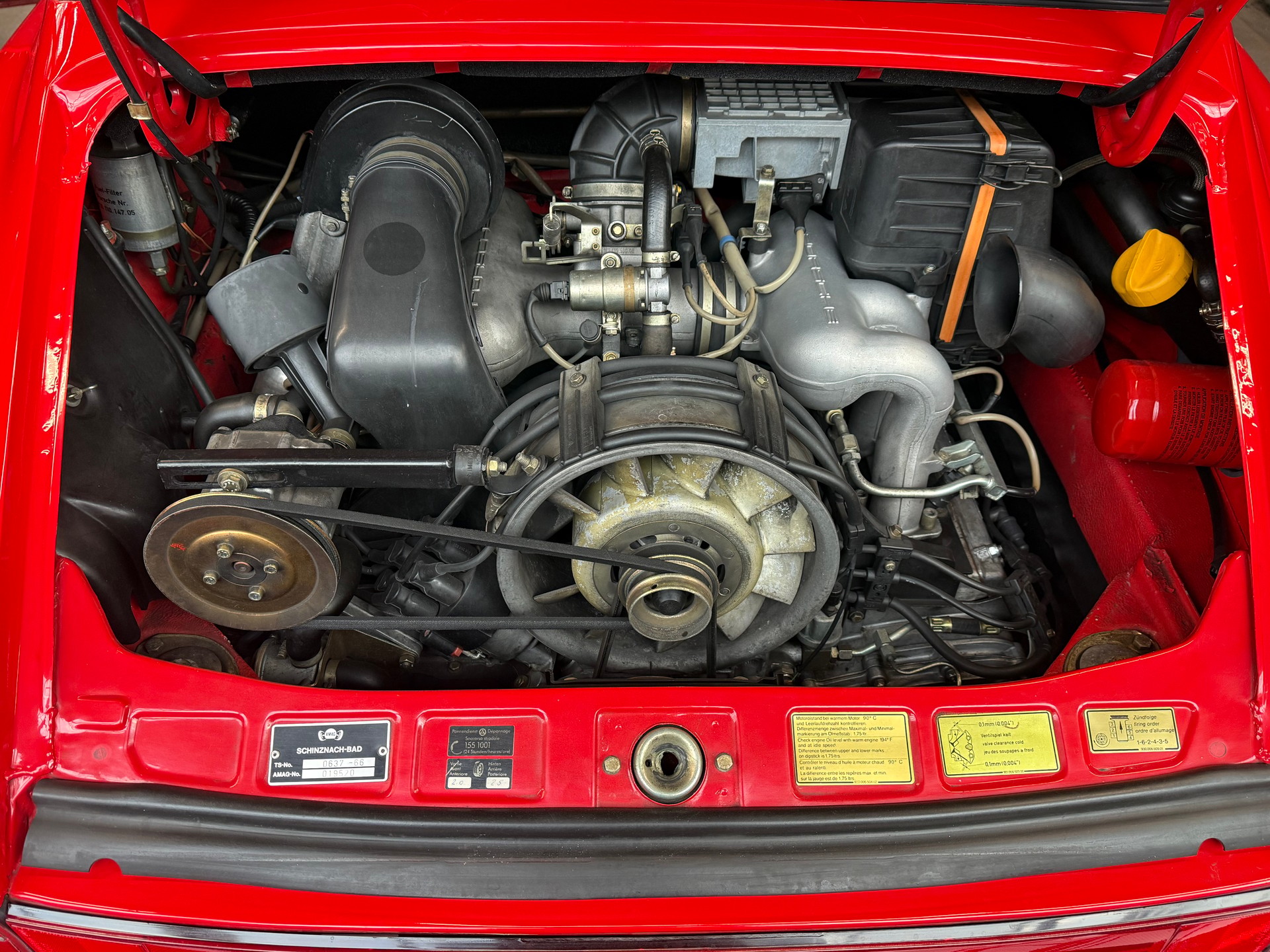 PORSCHE 911 Carrera Targa-image-8