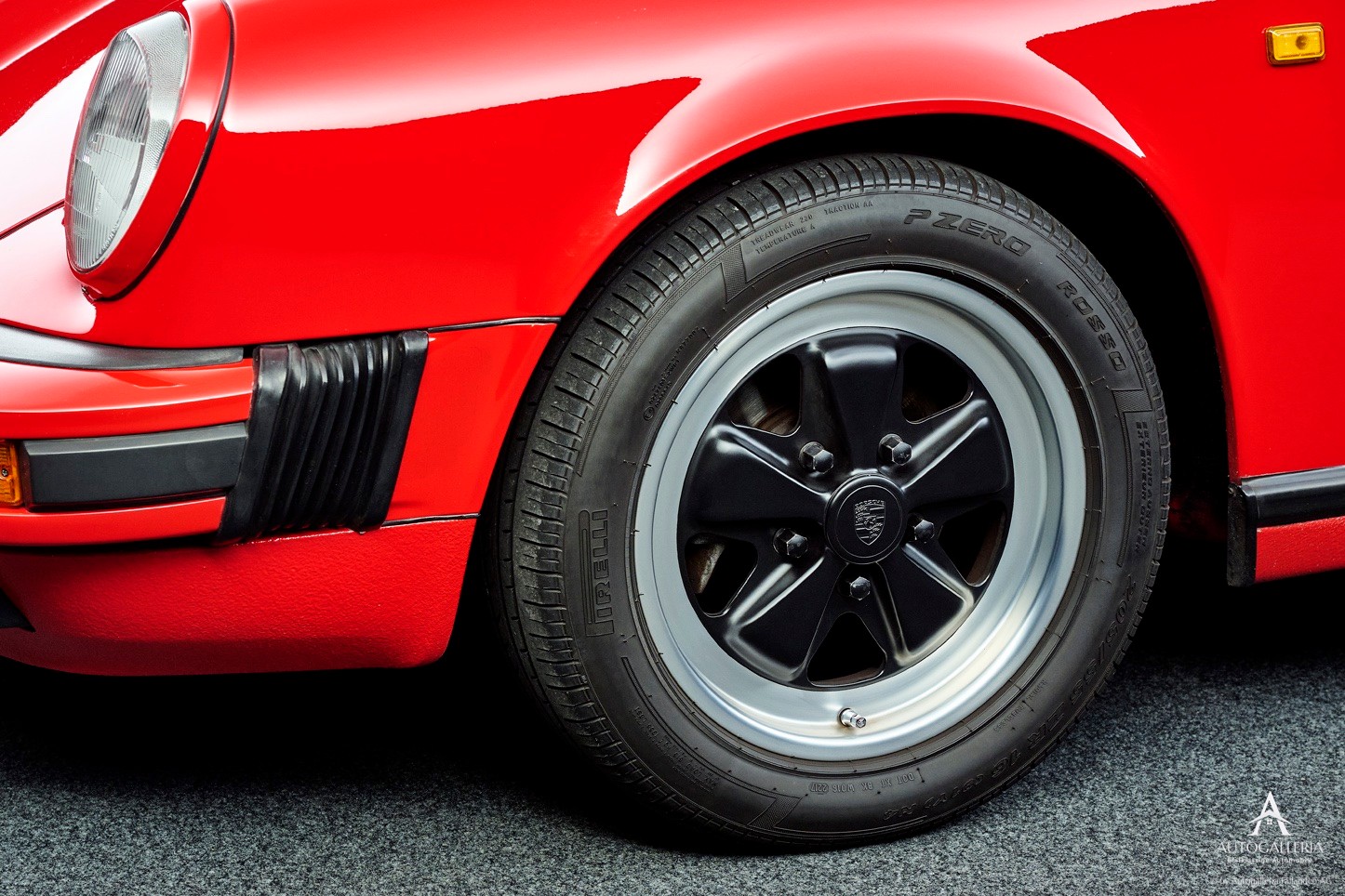 PORSCHE 911 Carrera Targa-image-7