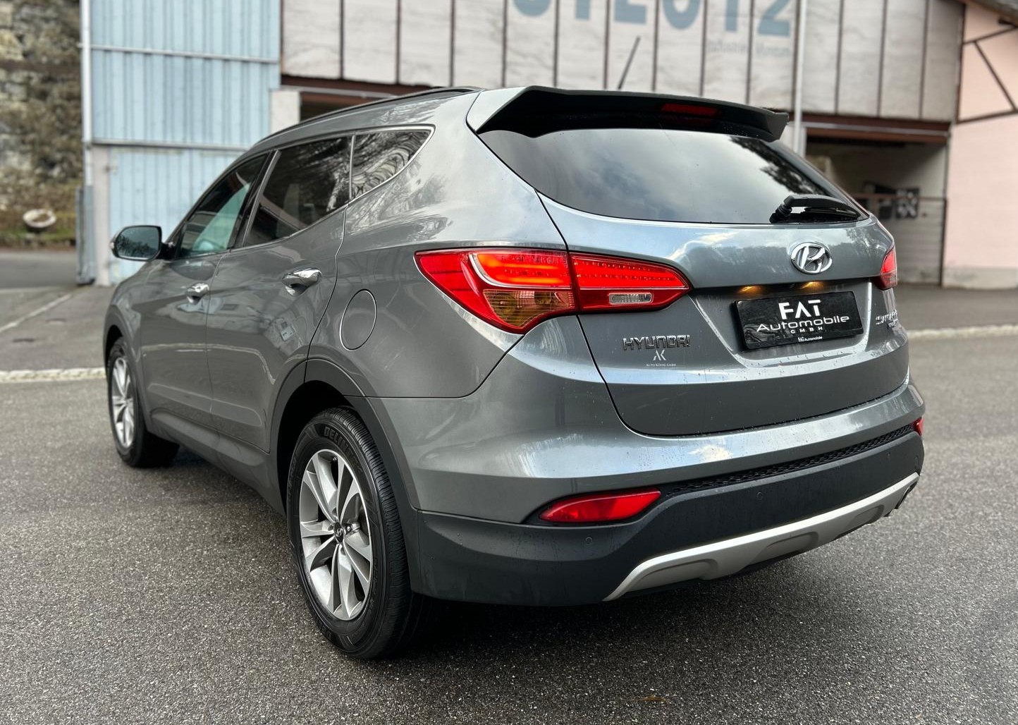 HYUNDAI Santa Fe 2.2 CRDI Style 4WD Automatic-showroom-element-2