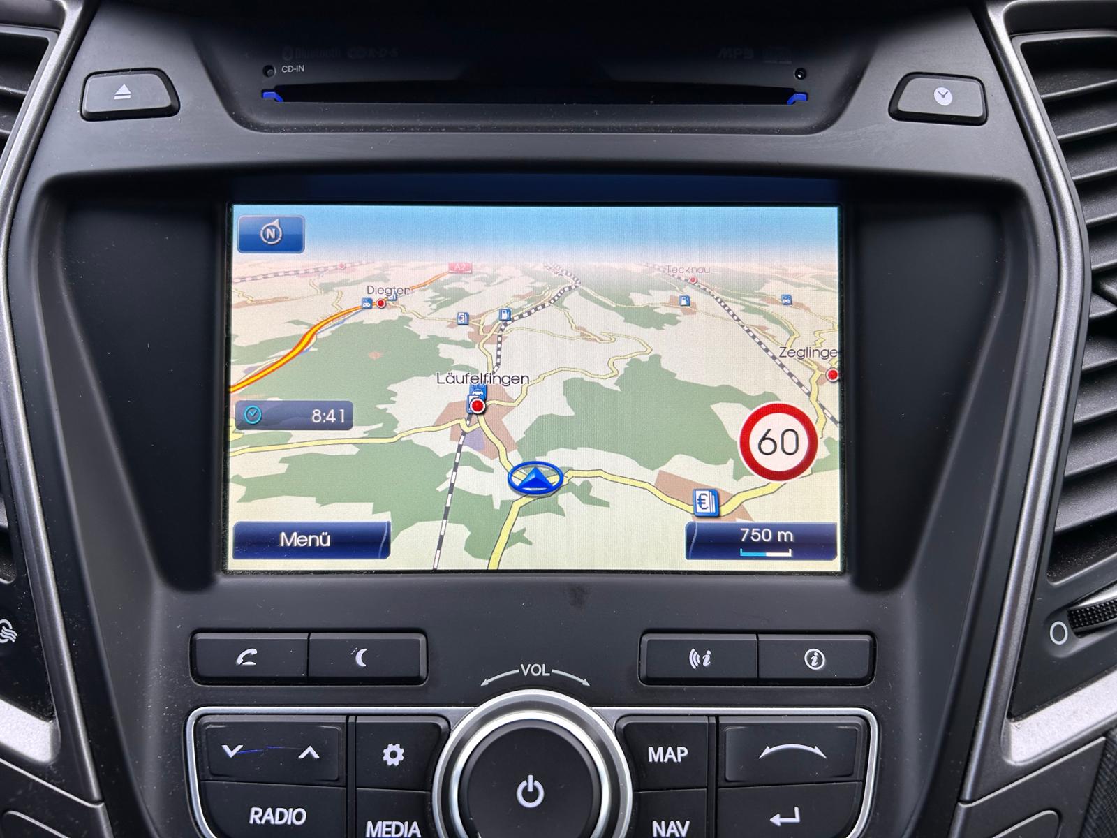 HYUNDAI Santa Fe 2.2 CRDI Style 4WD Automatic-image-29