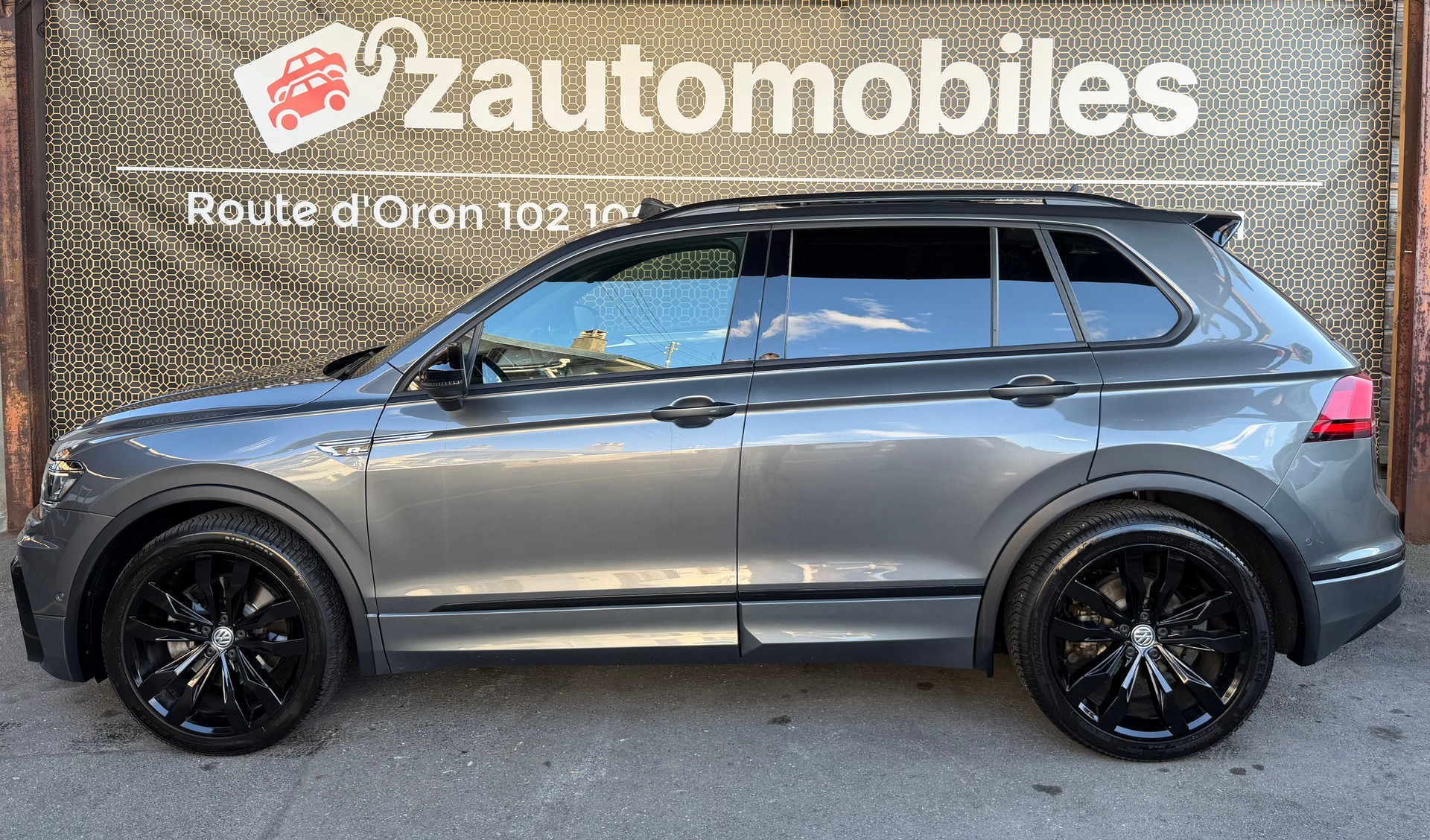 VW Tiguan 2.0TSI R-line 4Motion DSG-image-0