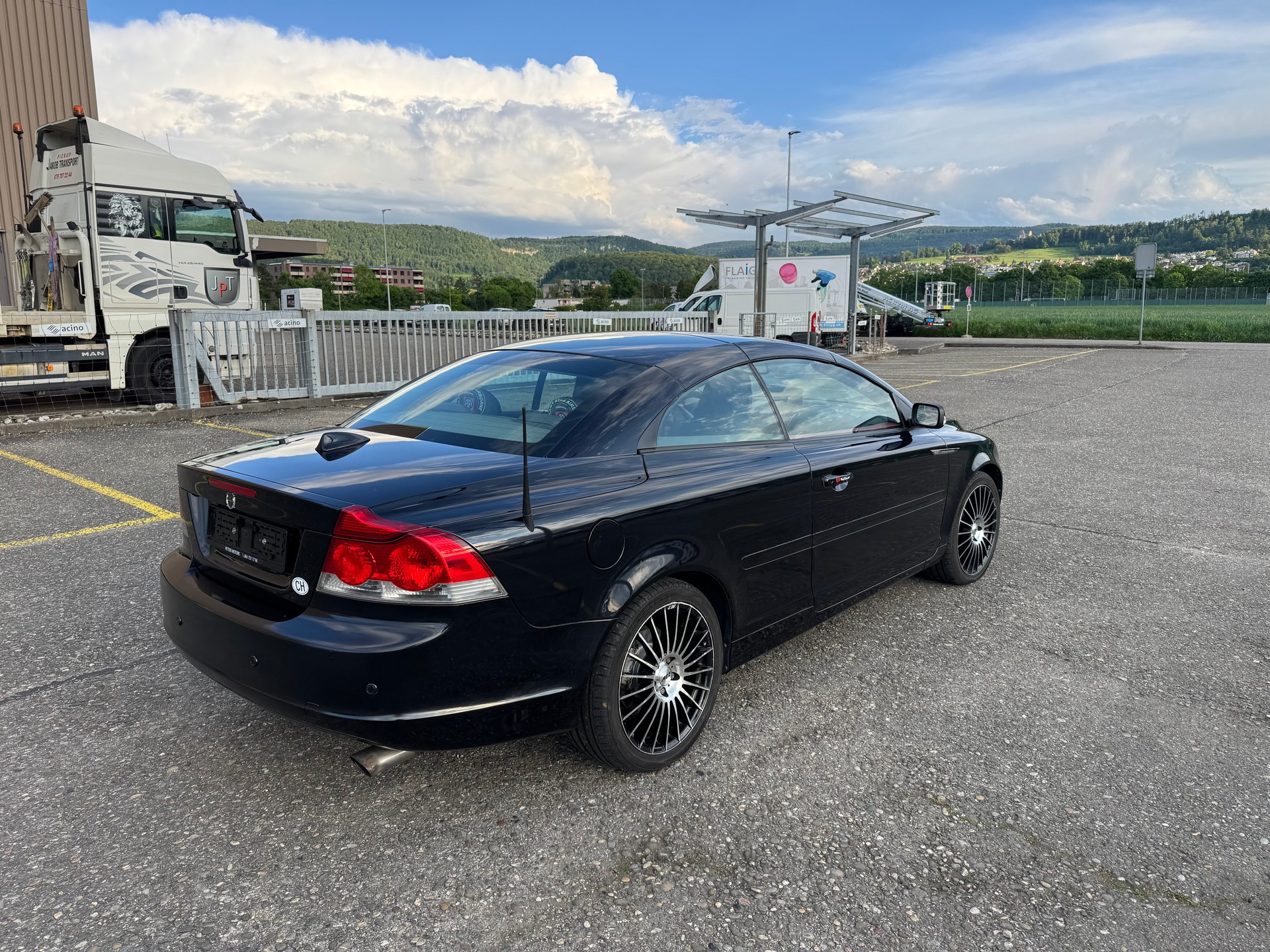 VOLVO C70 T5 Summum-image-8