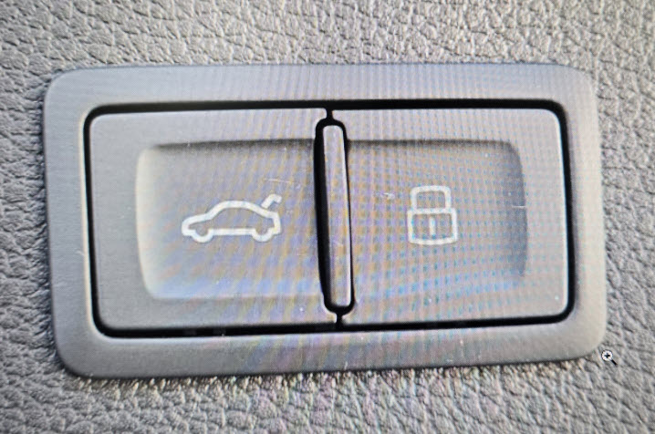 AUDI 2.0 40 TFSI S Line Attraction quattro S-Tronic (Sonos, AHK, Matrix LED)-image-13