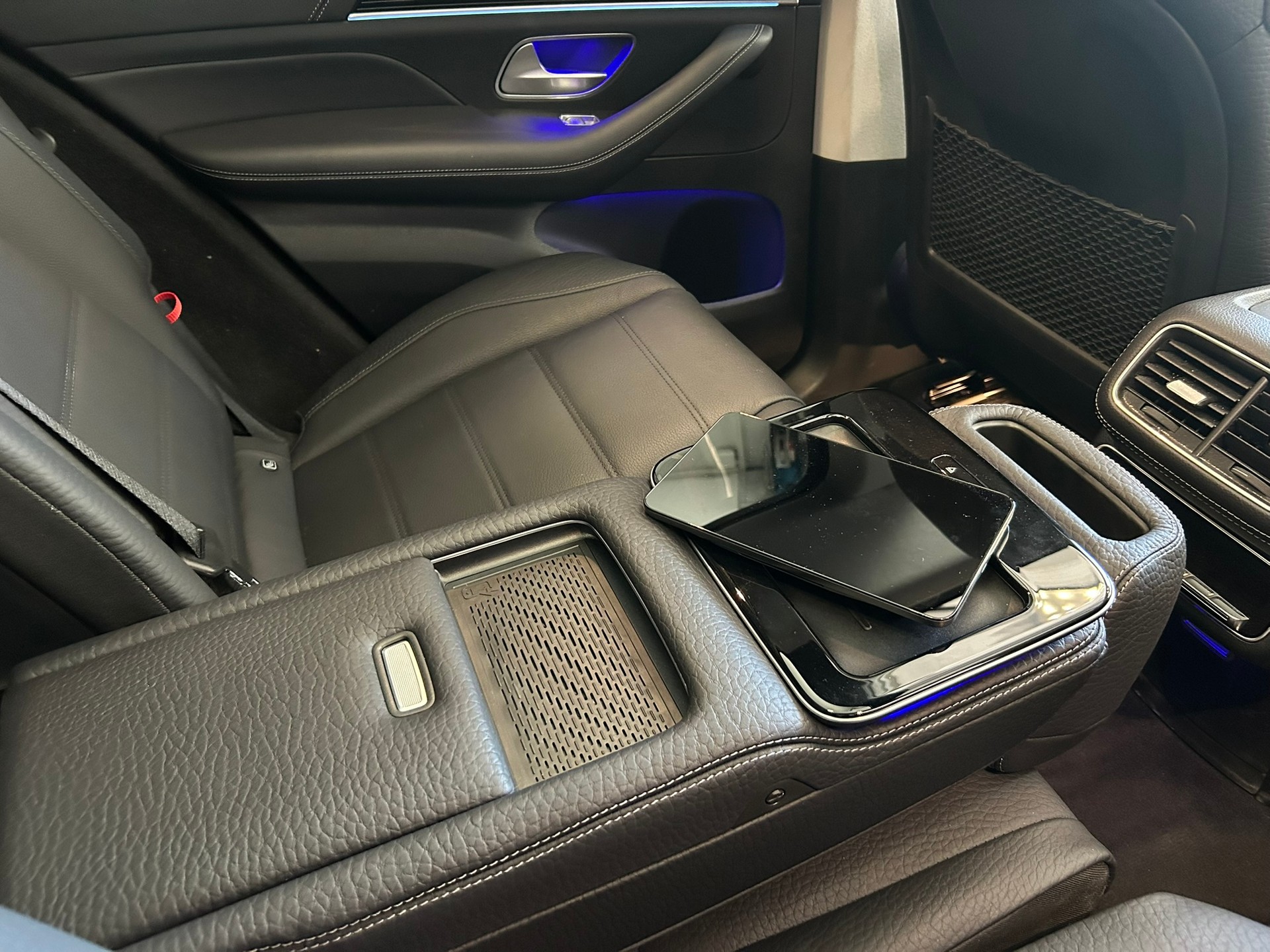 MERCEDES-BENZ GLE 450 d 4Matic AMG Line 9G-Tronic-image-15