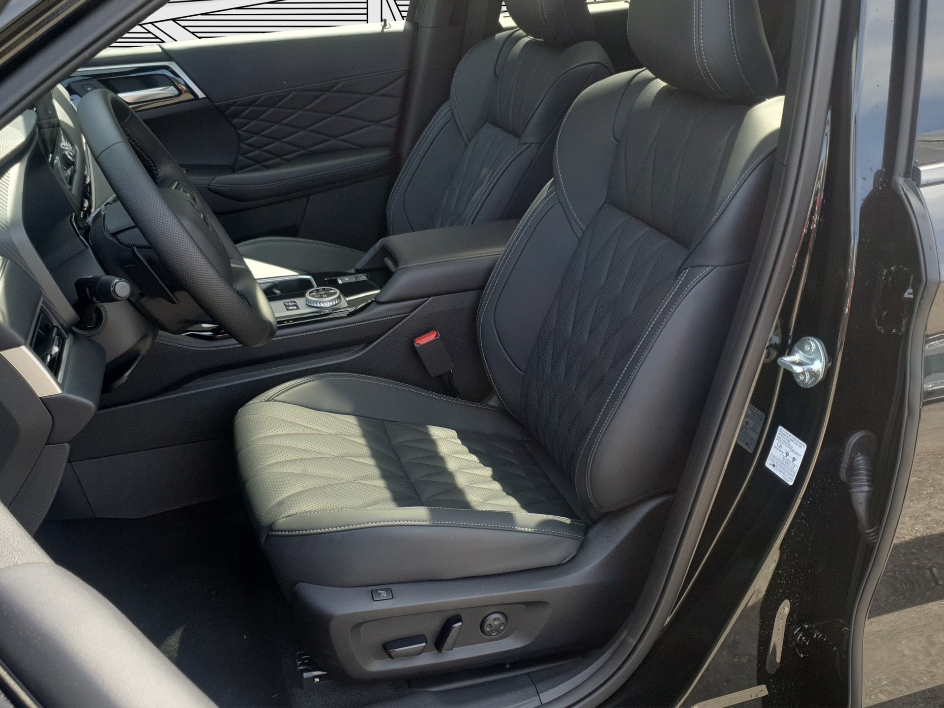 MITSUBISHI Outlander 2.4 PHEV NEW Sport 4x4-image-11