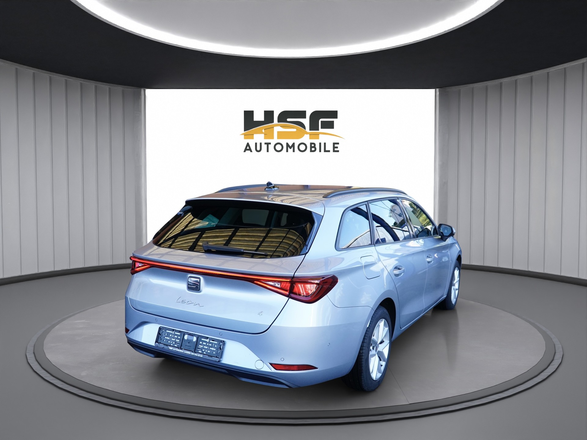 SEAT Leon ST 2.0 TDI EVO DSG 4Drive Style *CH Fahrzeug & AHK*-showroom-element-2
