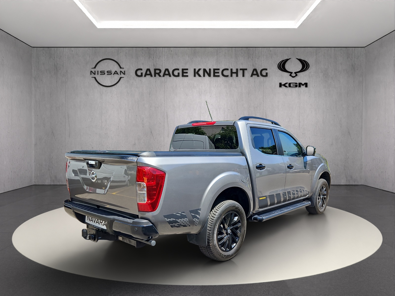 NISSAN Navara 2.3 dCi Double Cab N-Guard-image-7