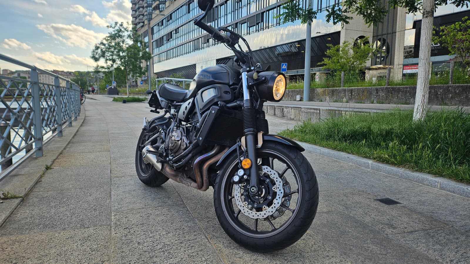 YAMAHA XSR 700 (35kW)-image-0