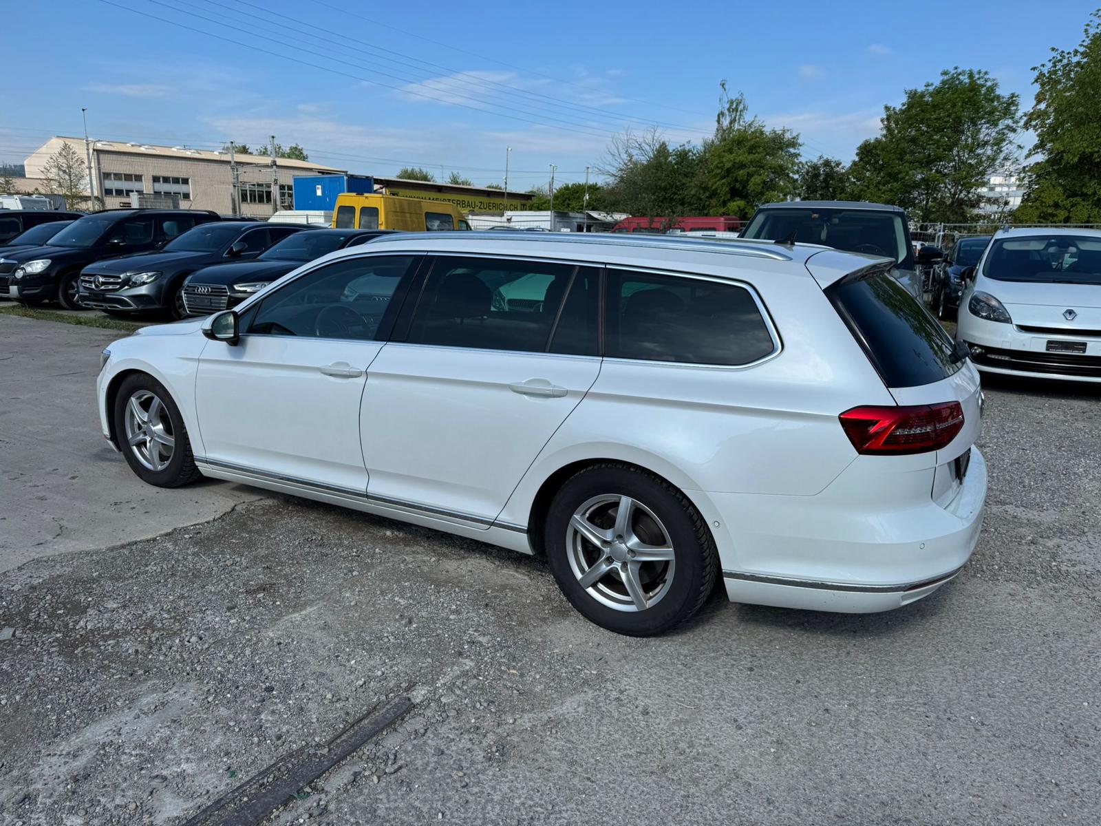 VW Passat Variant 2.0 TDI BMT Highline DSG-image-3