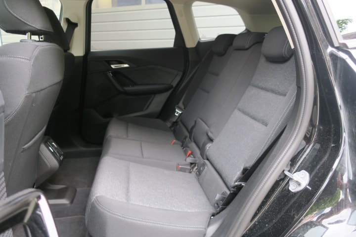 BMW iX1 xDrive 30-image-7