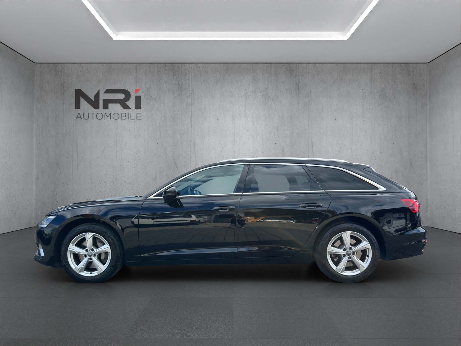 AUDI A6 Avant 3.0 45 TDI Sport quattro T-Tronic-image-7