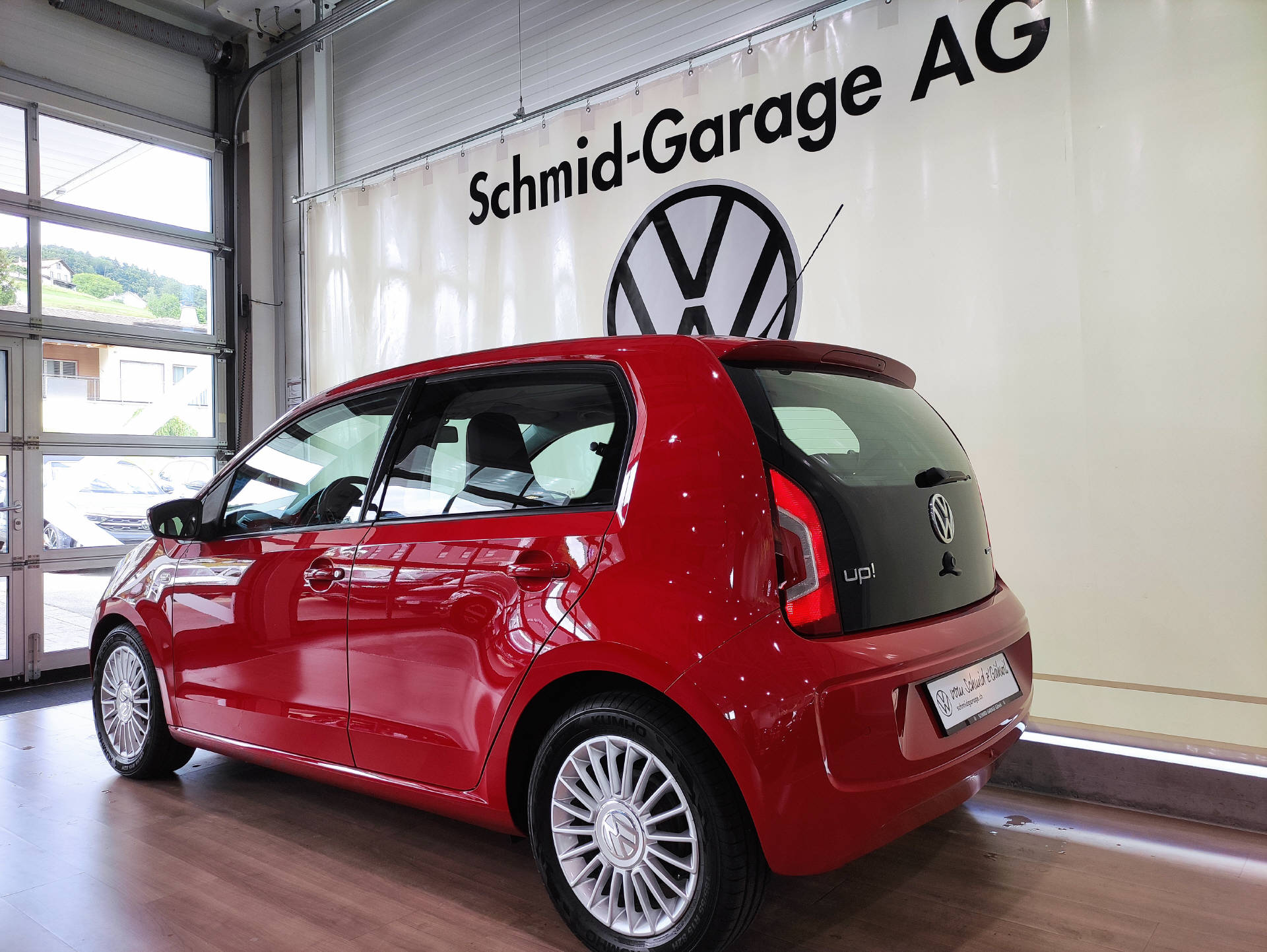 VW Up 1.0 High-image-12