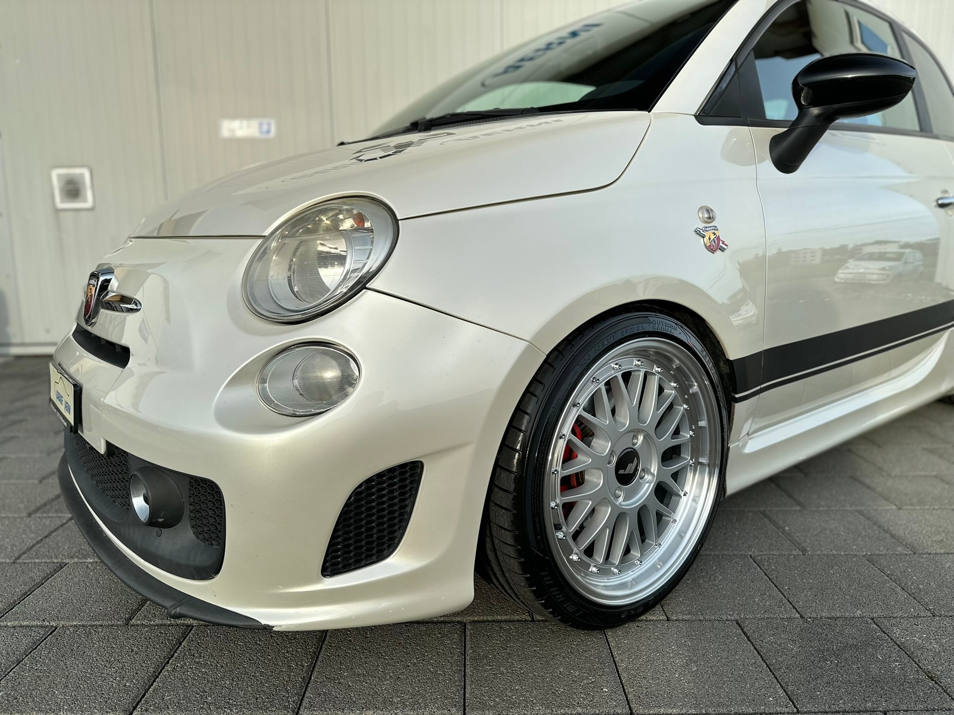 FIAT 500 1.4 16V Turbo Abarth-showroom-element-2