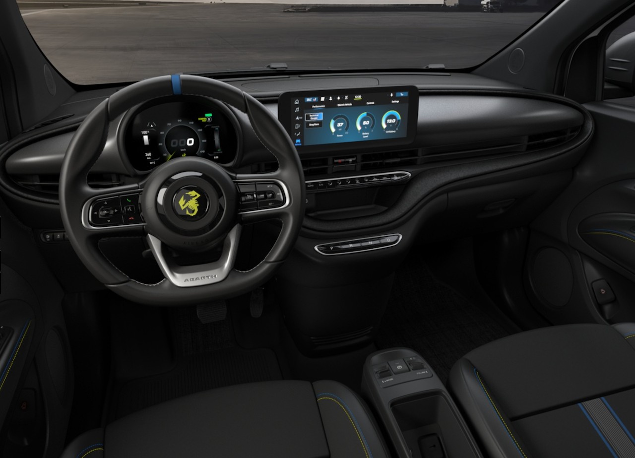 FIAT Abarth 500e-image-30