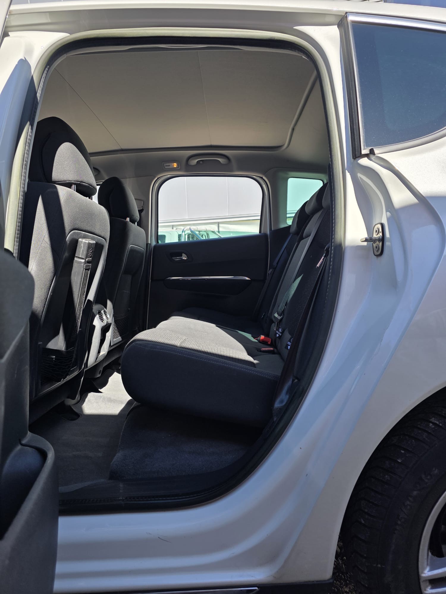 PEUGEOT 3008 1.6 16V T Platinum Tiptronic-image-8