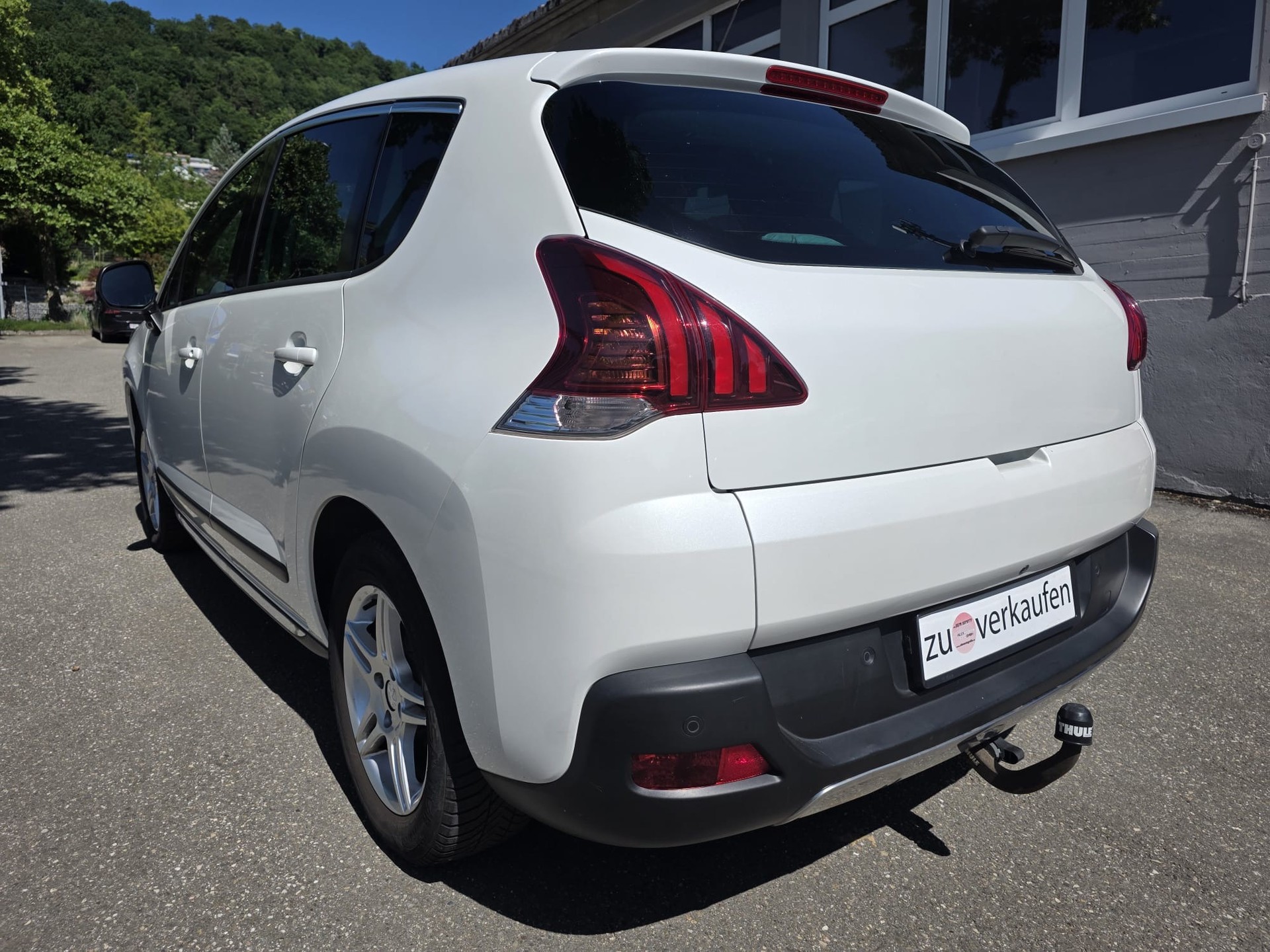 PEUGEOT 3008 1.6 16V T Platinum Tiptronic-image-3