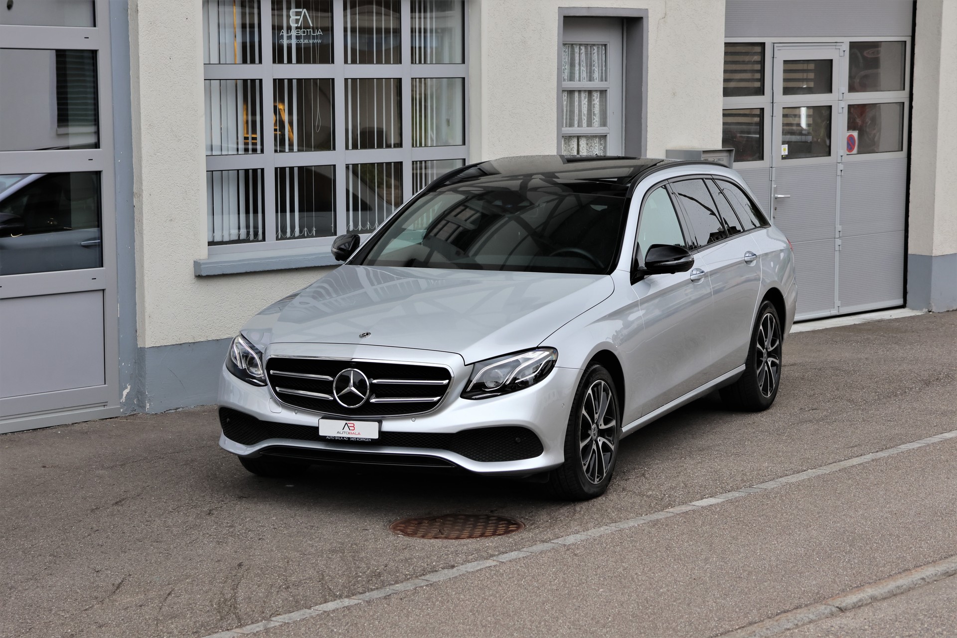 MERCEDES-BENZ E 200 Avantgarde 4 Matic 9G-Tronic (CH)