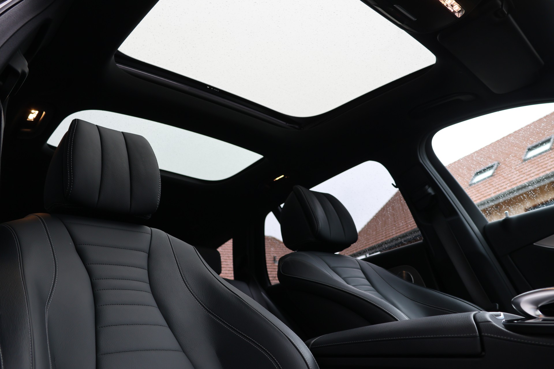 MERCEDES-BENZ E 200 Avantgarde 4 Matic 9G-Tronic (CH)-image-20