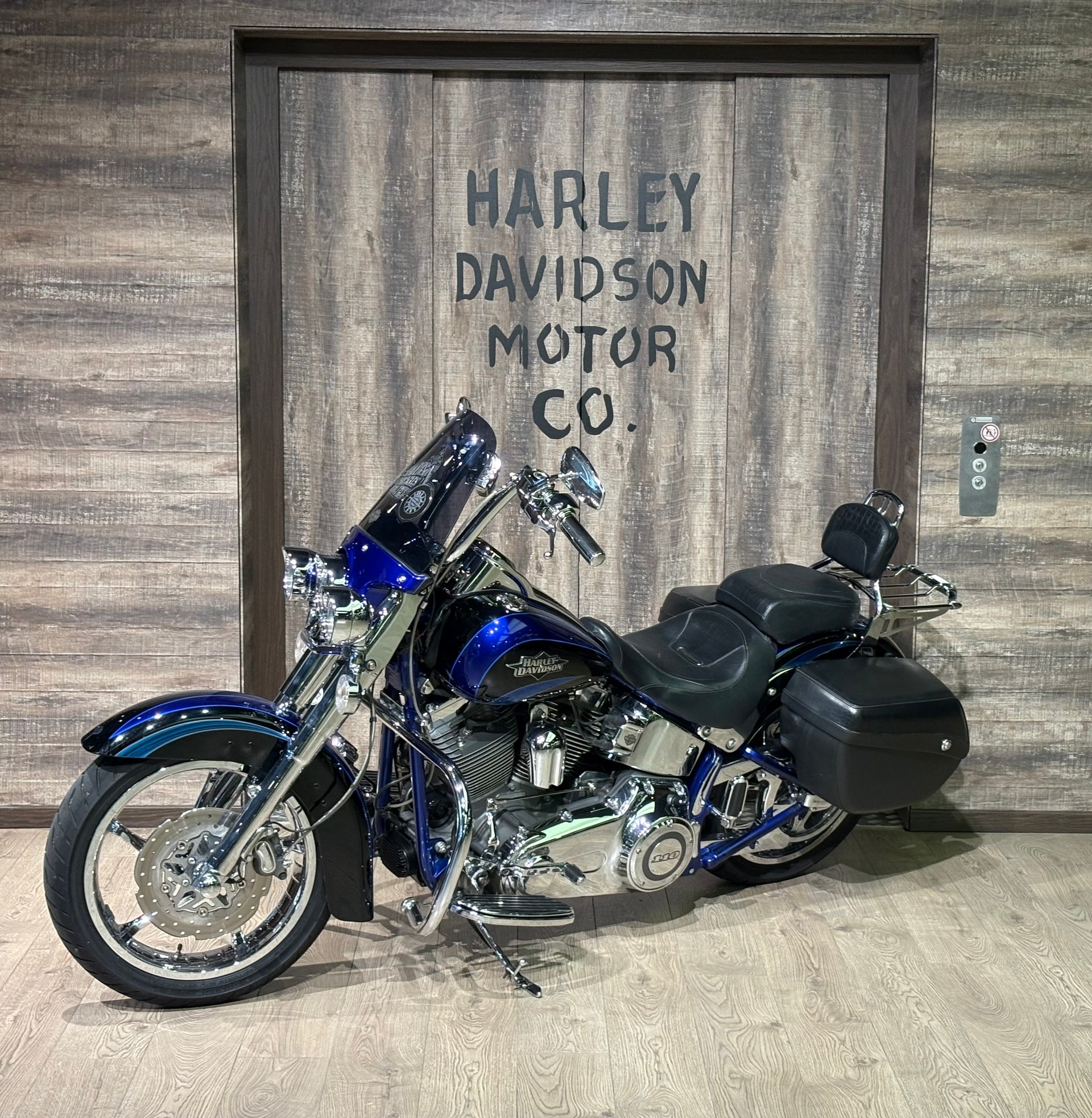 HARLEY-DAVIDSON FLSTSE Softail Convertible ABS CVO-image-2